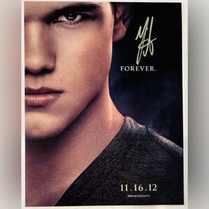 Twilight’s Taylor Lautner “Jacob” autographed photo with COA